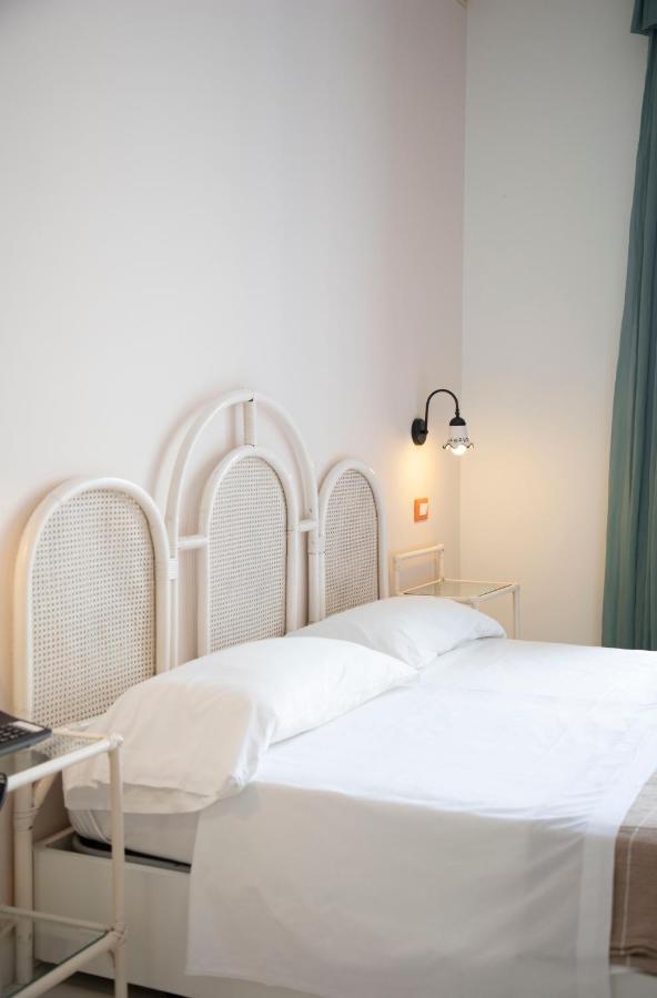 Hotel Loreley Serrara Fontana Extérieur photo